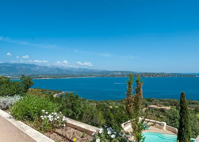 La Veglia Villa *